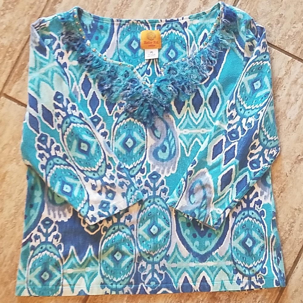 Ruby Rd Petite Aztec Print w/threading & stud Sml